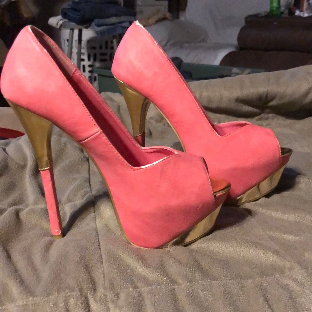 High heel shoes